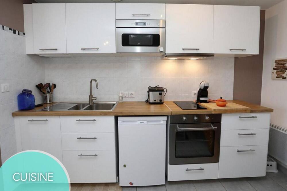 Photo of Kitchen in Chateauneuf-de-Galaure