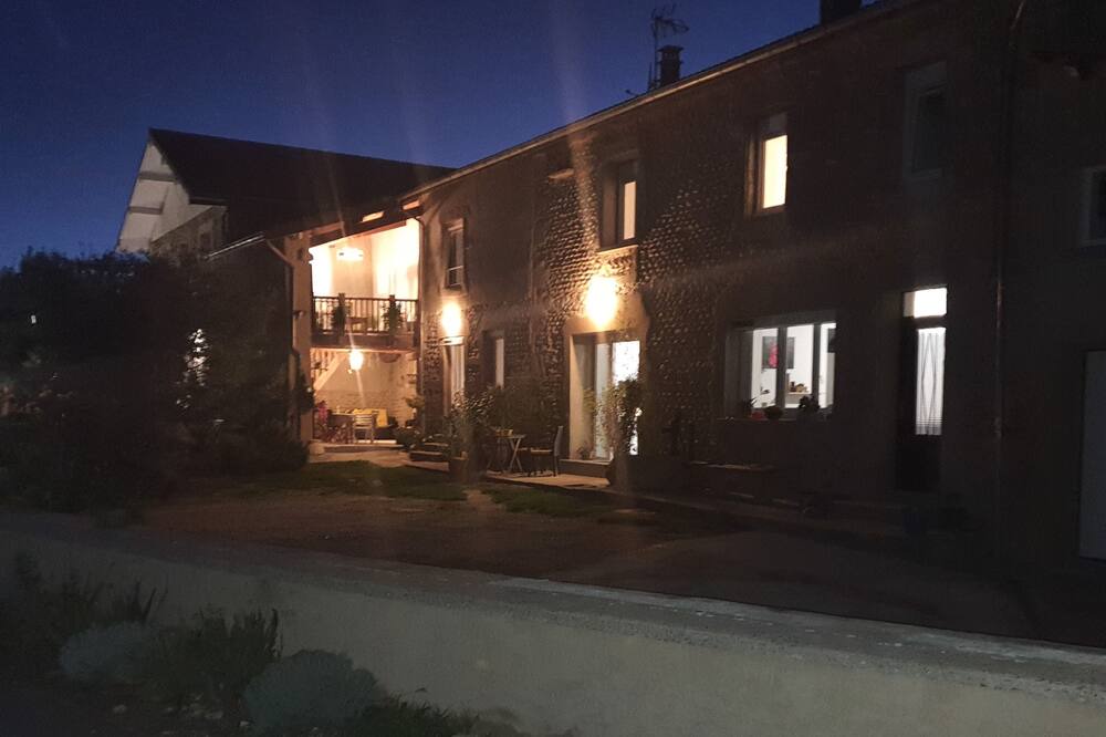 Photo of Outdoor in Chateauneuf-de-Galaure