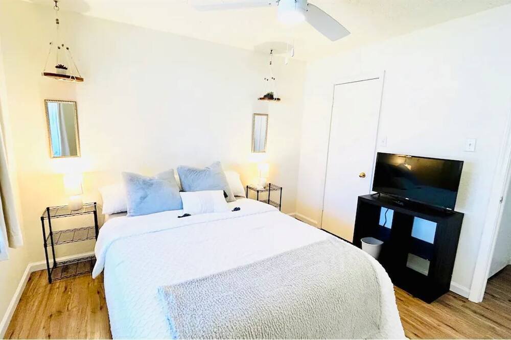 Photo of Bedroom in Osceola