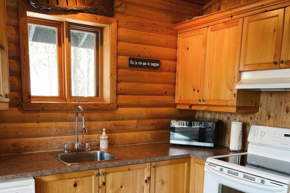 Photo of Kitchen in Sainte-Agathe-des-Monts