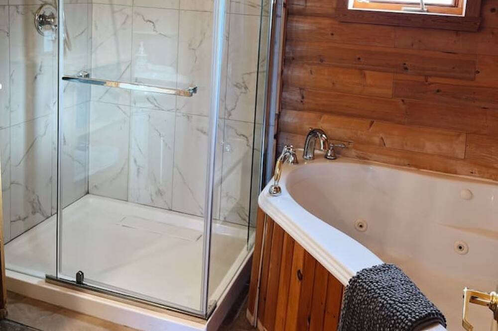 Photo of Bathroom in Sainte-Agathe-des-Monts