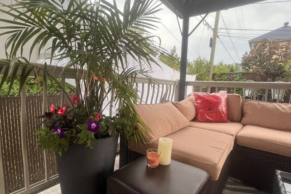 Photo of Outdoor in Laval