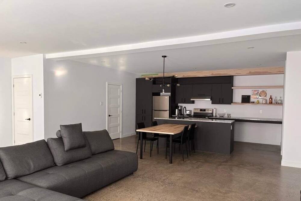 Photo of Livingroom in L'Anse-Saint-Jean
