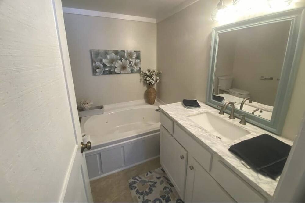 Photo of Bathroom in Mackinac Island