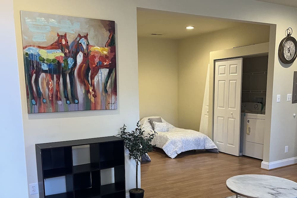 Photo of Others in Columbia