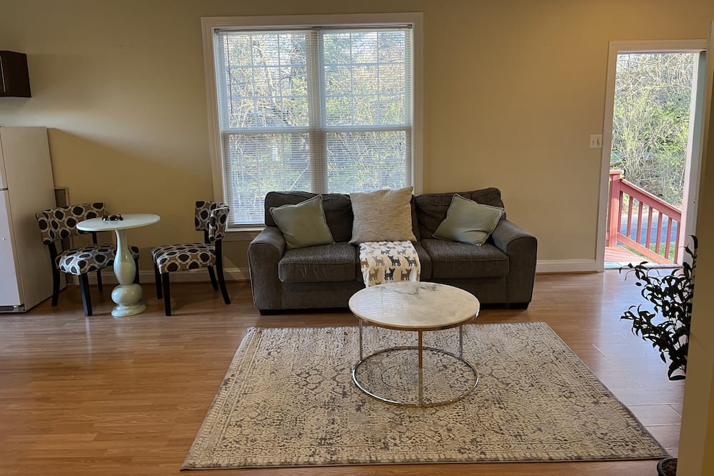 Photo of Livingroom in Columbia