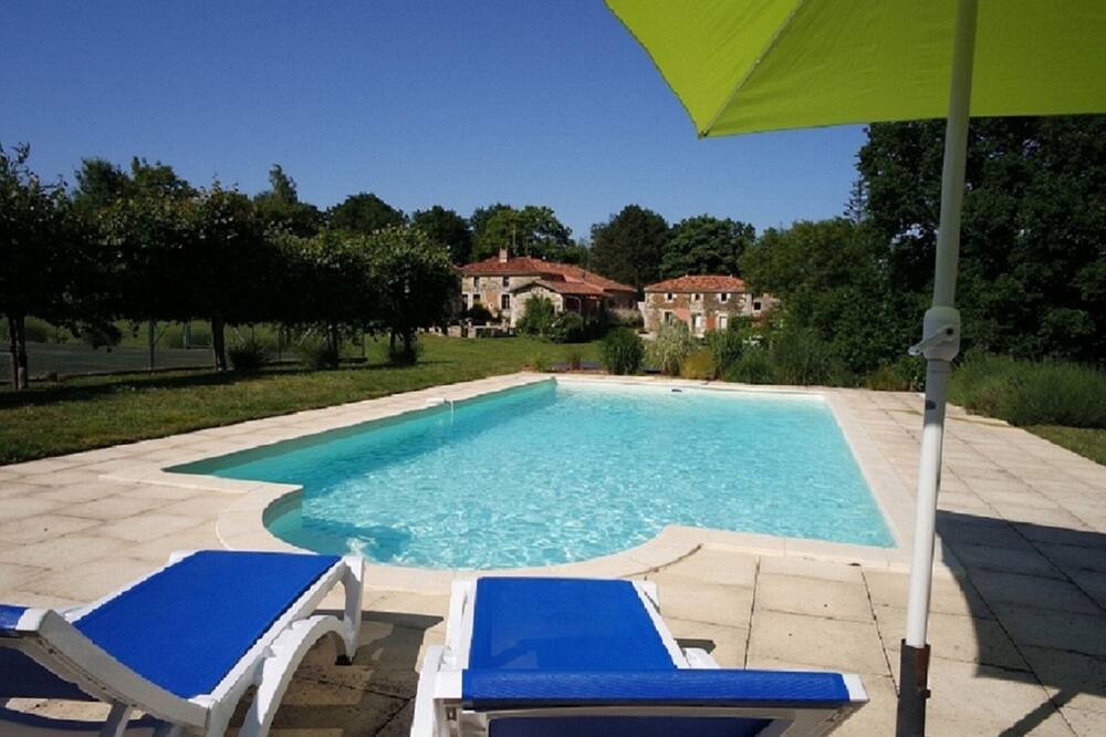 Photo of Outdoor in La Caillere-Saint-Hilaire