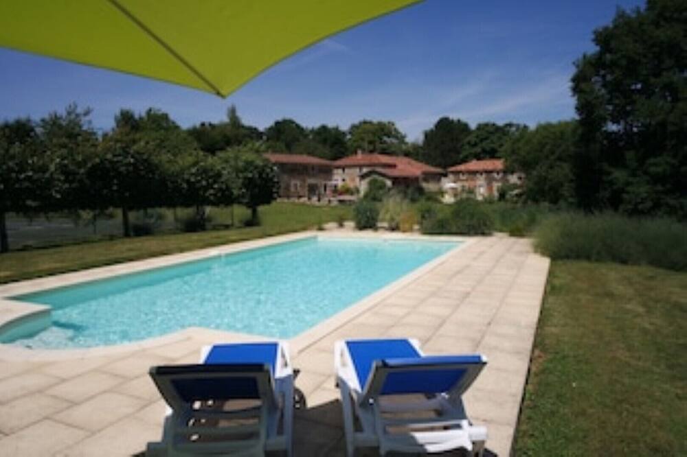 Photo of Outdoor in La Caillere-Saint-Hilaire