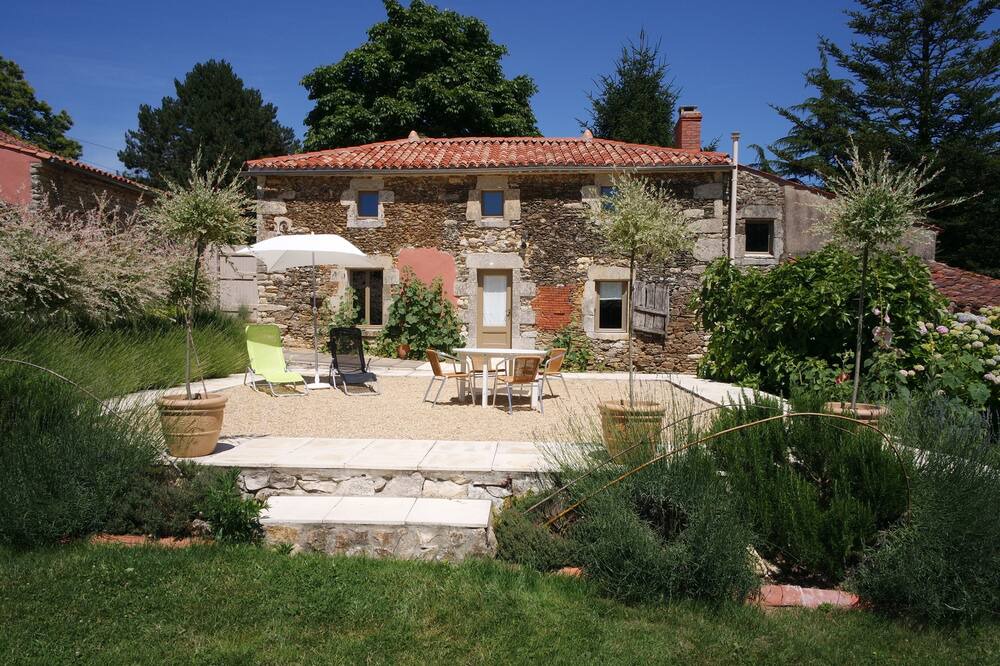 Photo of Outdoor in La Caillere-Saint-Hilaire