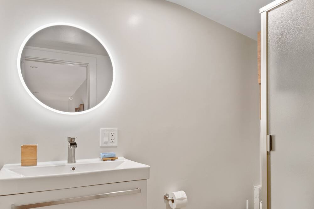 Photo of Bathroom in Bernal Heights