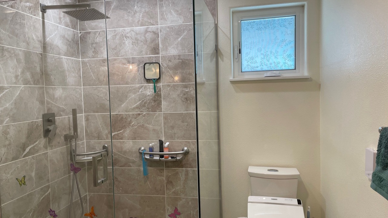 Photo of Others in Powellhurst-Gilbert