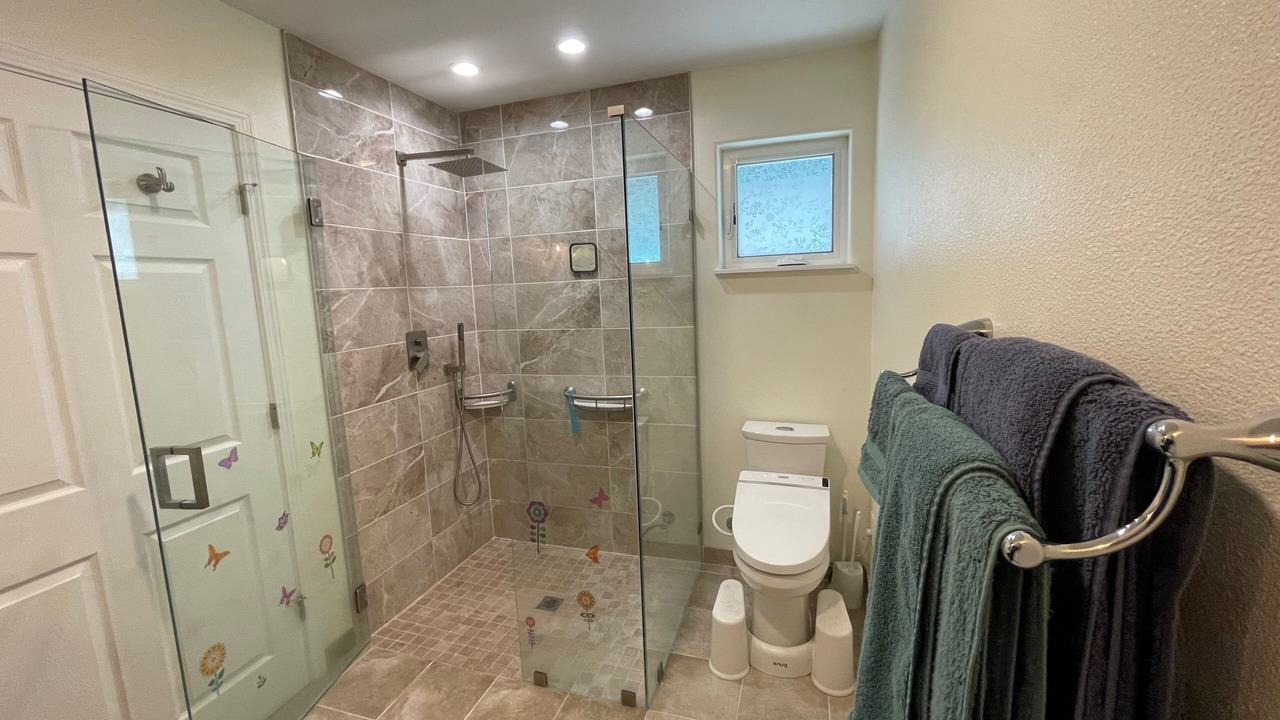 Photo of Others in Powellhurst-Gilbert