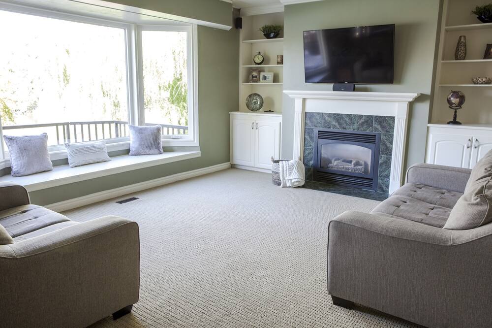 Photo of Livingroom in Winona