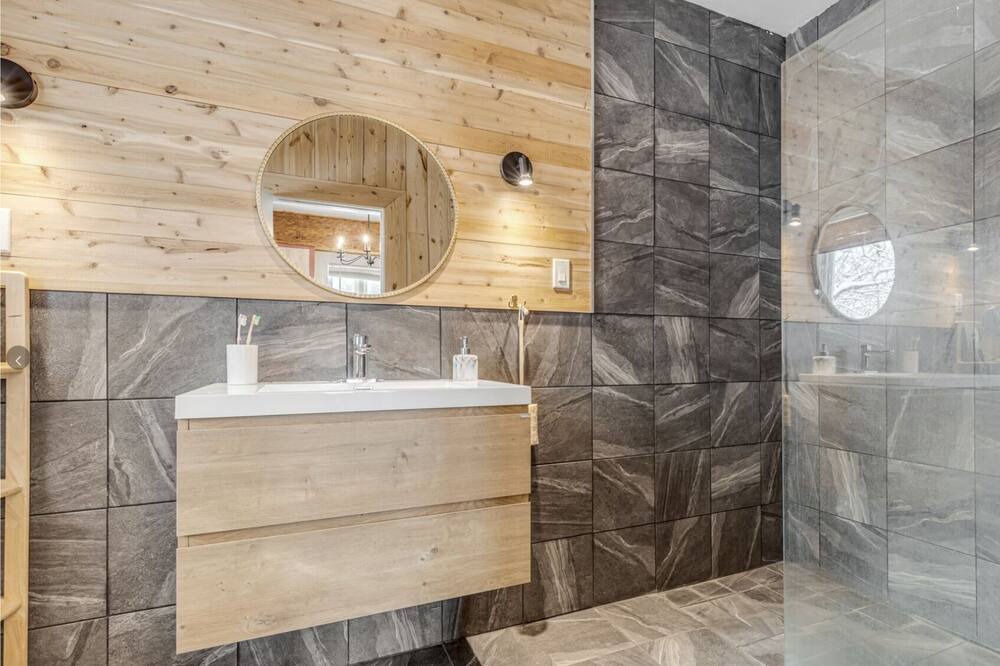 Photo of Bathroom in Stoneham