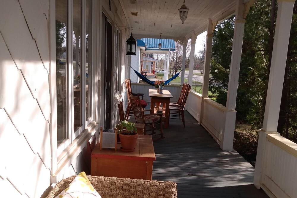 Photo of Outdoor in Stoneham