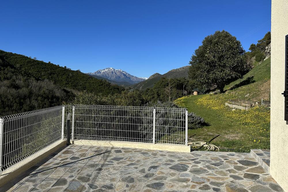 Photo of Outdoor in Bisinchi