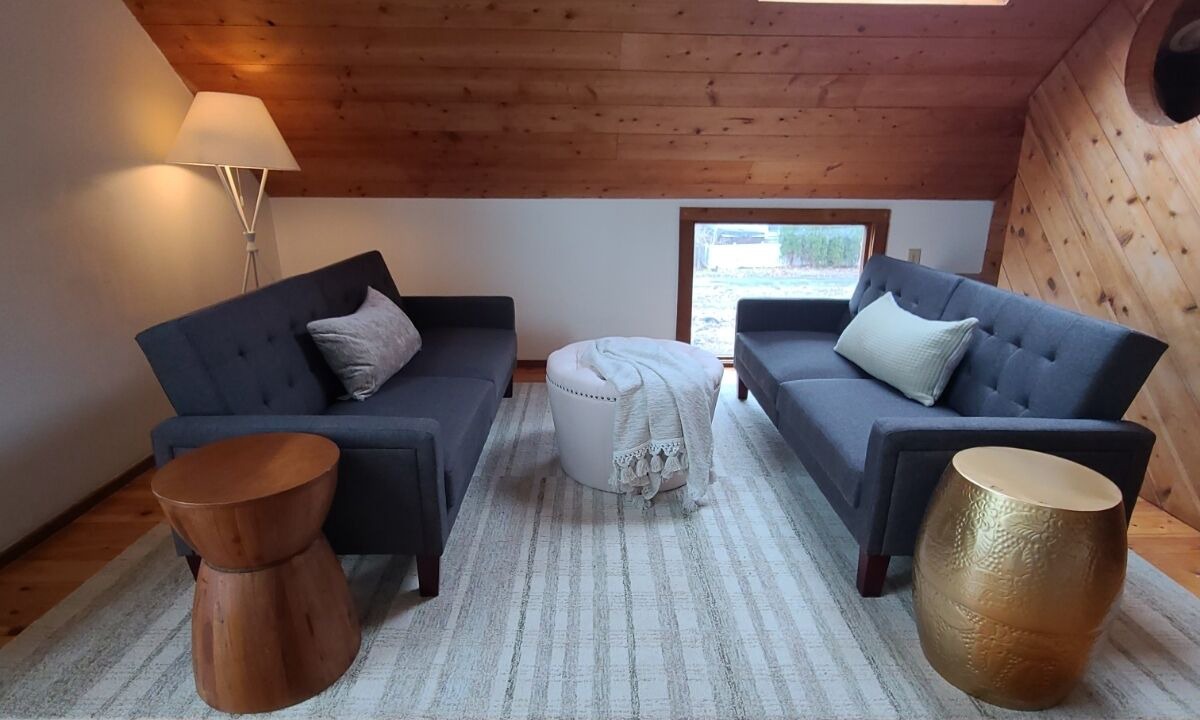 Photo of Livingroom in Bay Village