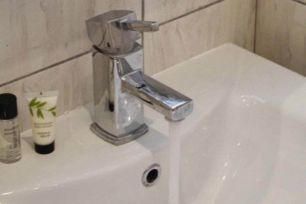 Photo of Bathroom in Lanark