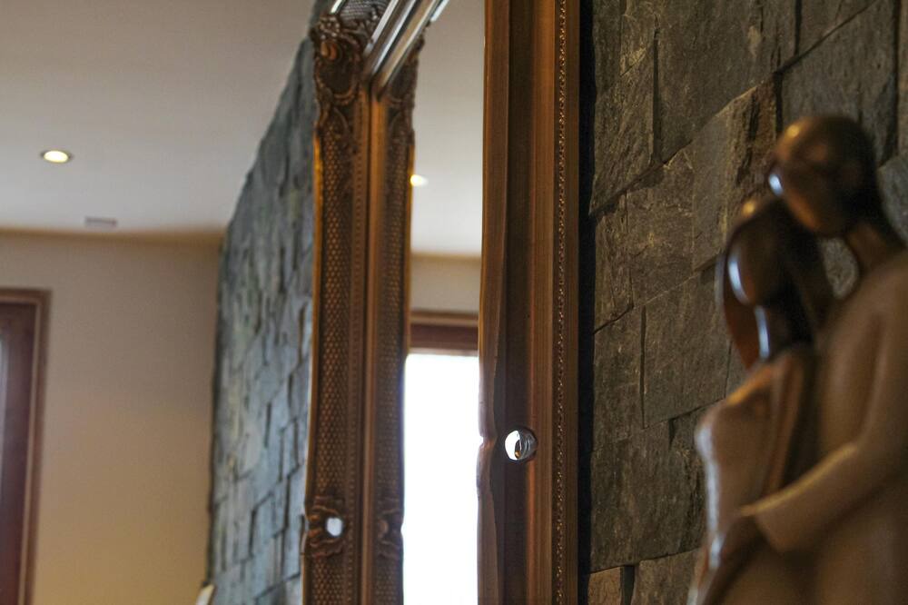 Photo of Others in Lanark