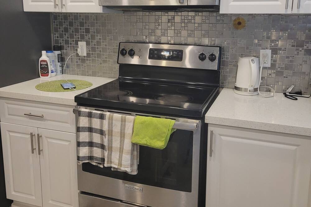 Photo of Kitchen in Oshawa