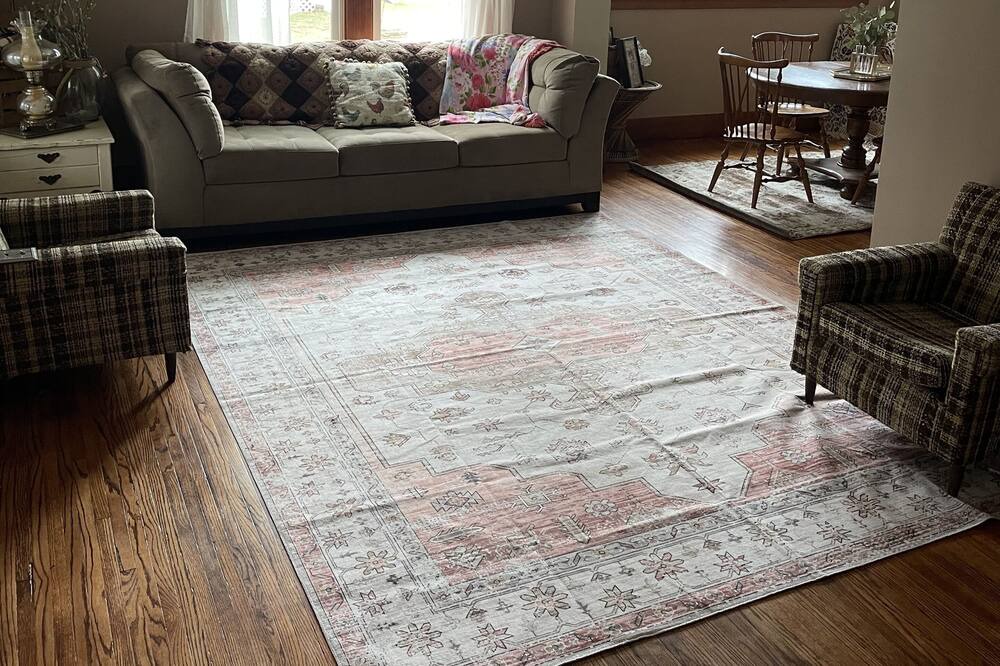 Photo of Livingroom in Bedford