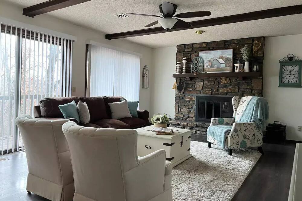 Photo of Livingroom in Bella Vista