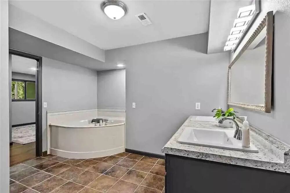 Photo of Bathroom in Bella Vista