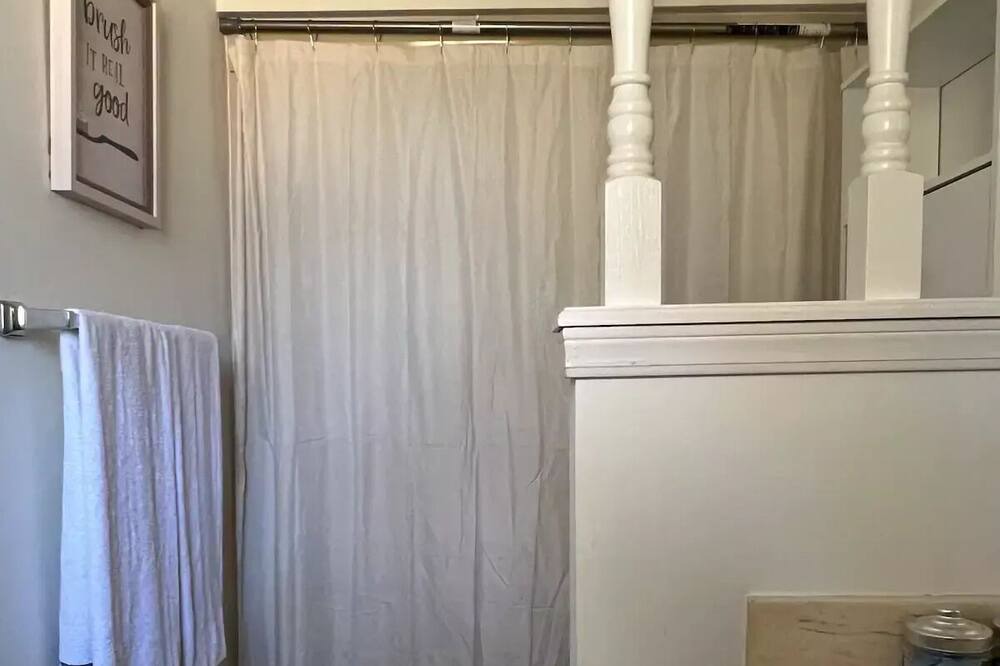 Photo of Bathroom in Bella Vista