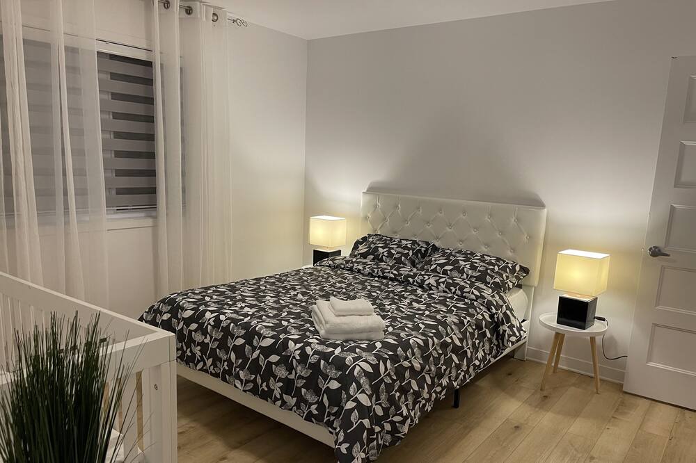 Photo of Bedroom in Laval
