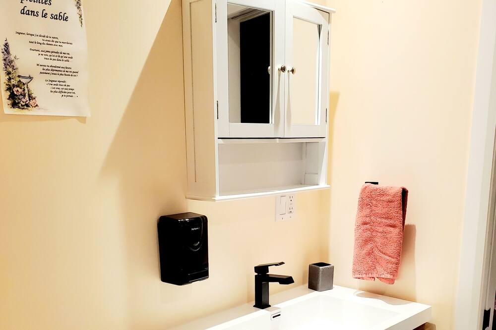 Photo of Bathroom in Deauville
