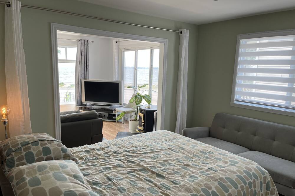 Photo of Bedroom in Venise-en-Quebec