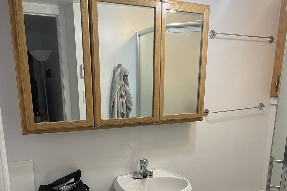 Photo of Bathroom in Masson-Angers