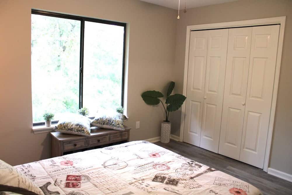 Photo of Bedroom in Randolph County