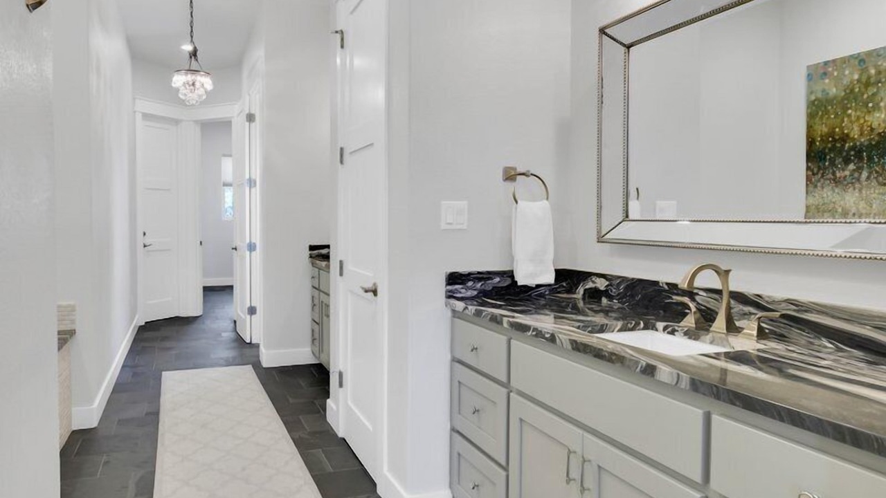 Photo of Kitchen in Horseshoe Bay West