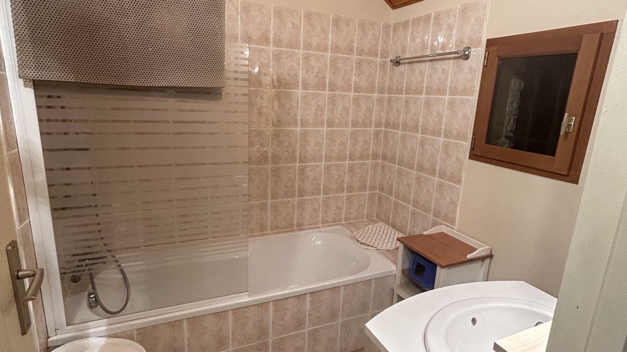Photo of Bathroom in Germs-sur-l'Oussouet