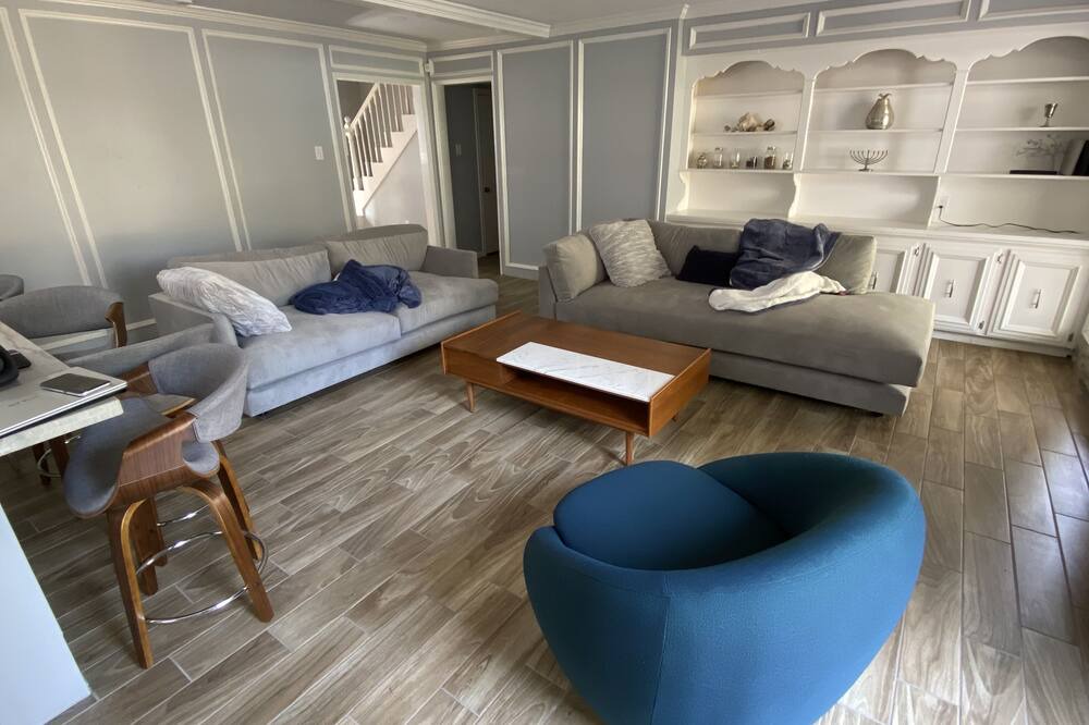 Photo of Livingroom in Barker