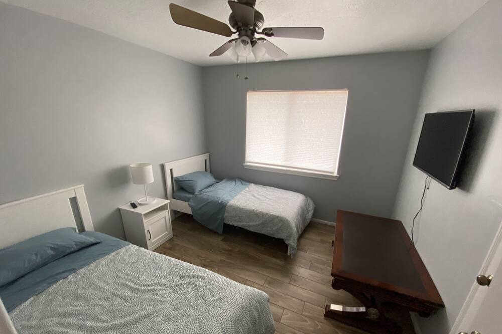 Photo of Bedroom in Barker