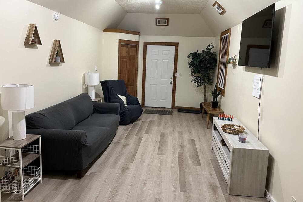 Photo of Livingroom in Corn Hill