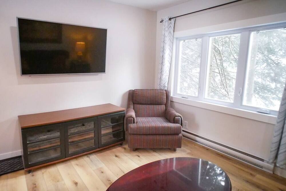 Photo of Livingroom in Sainte-Agathe-des-Monts