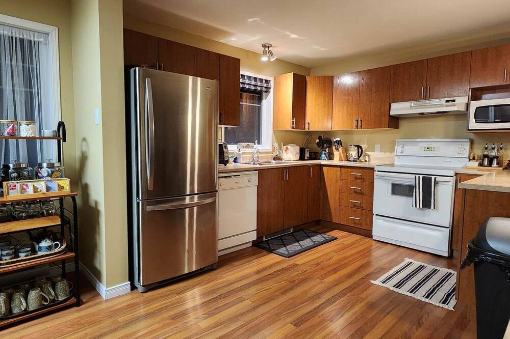 Photo of Kitchen in Sainte-Marguerite-du-Lac-Masson
