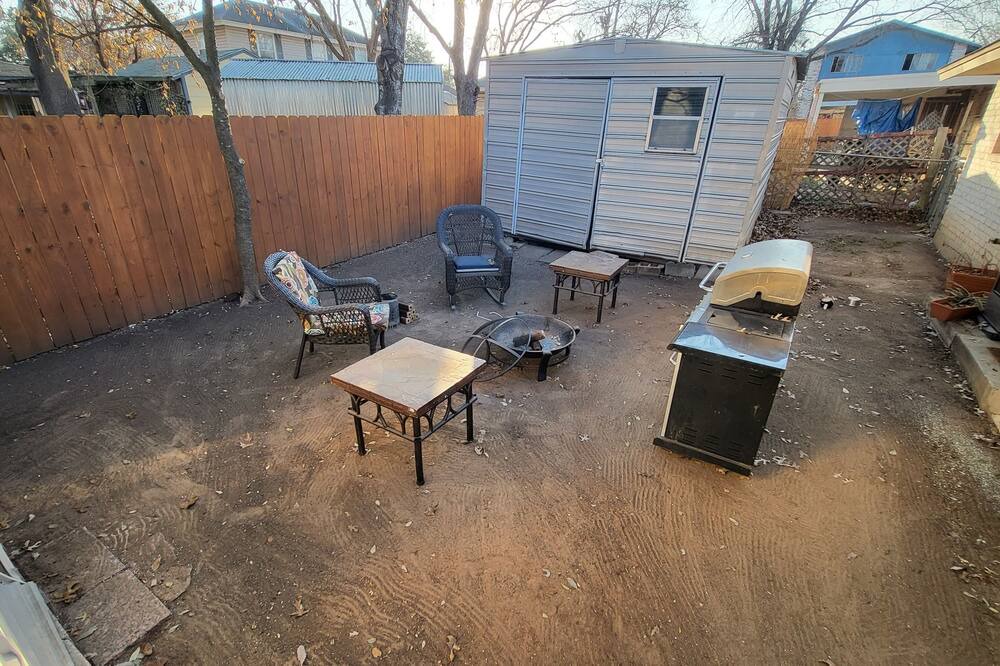 Photo of Outdoor in Harlandale