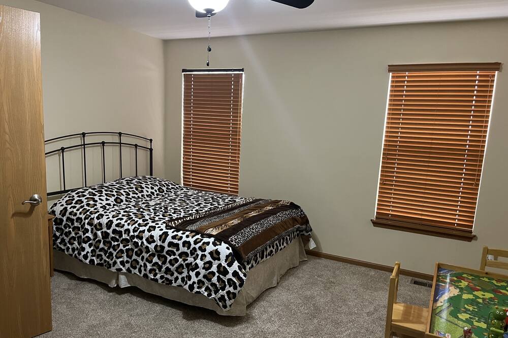 Photo of Bedroom in Joliet