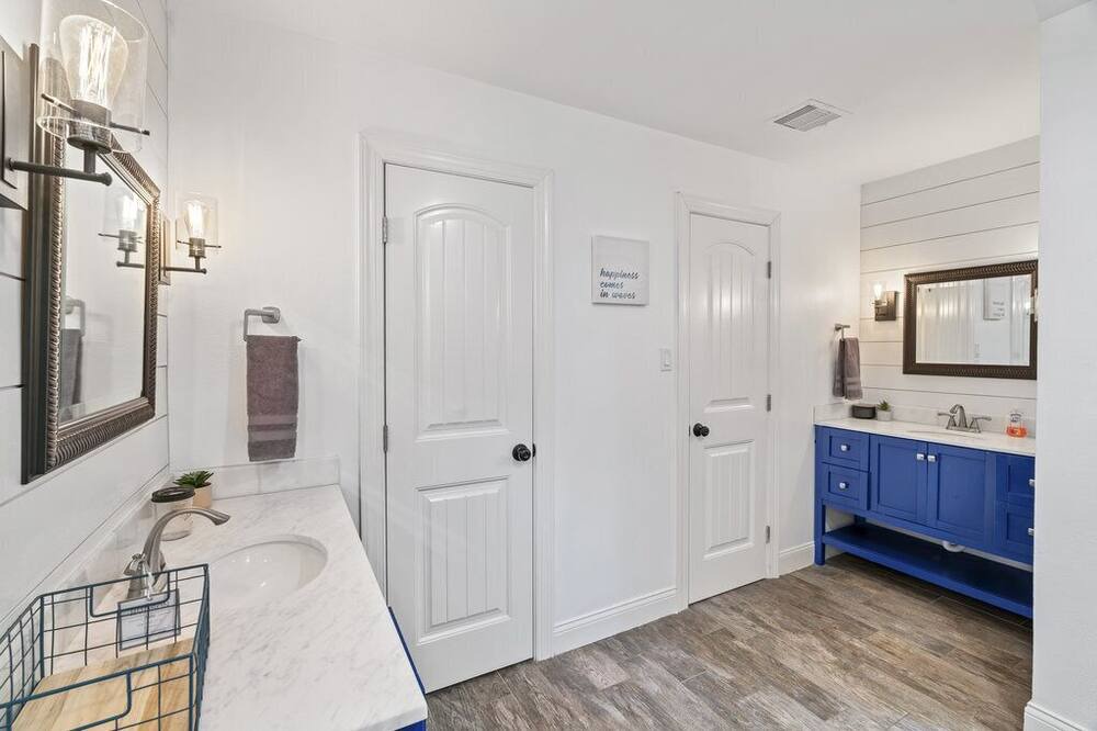 Photo of Bathroom in Baytown