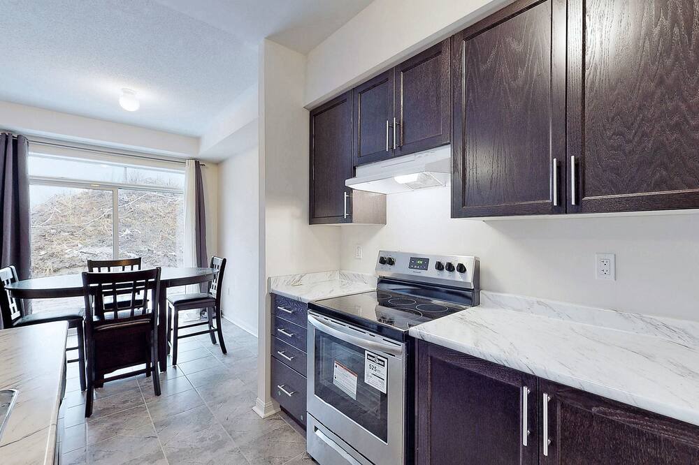 Photo of Kitchen in Oshawa