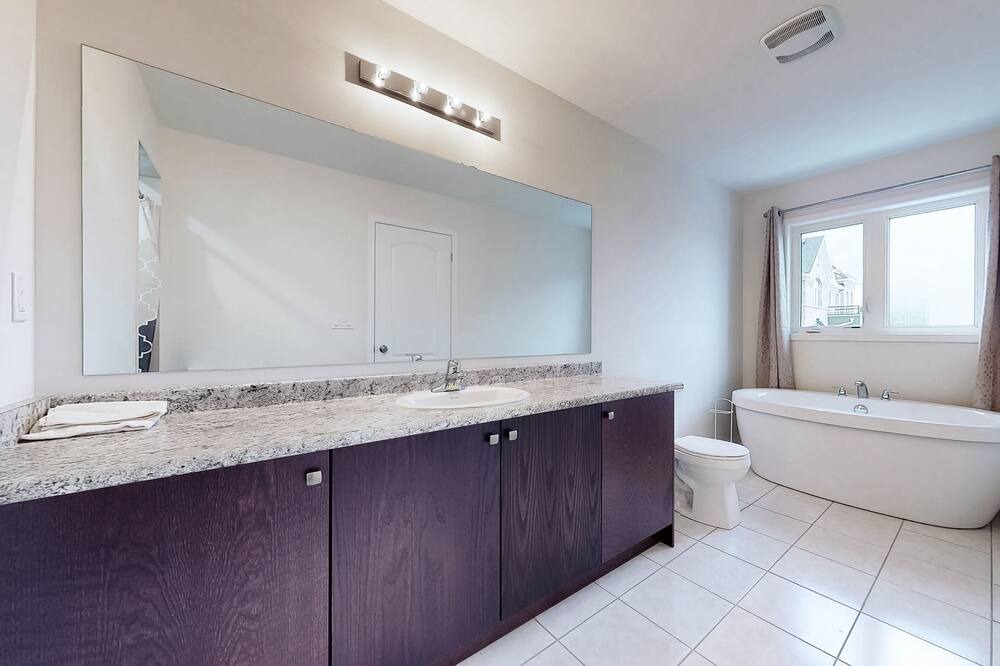 Photo of Bathroom in Oshawa