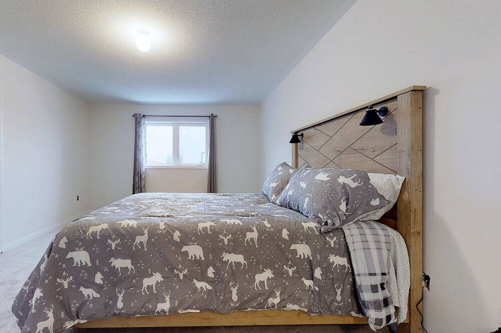 Photo of Bedroom in Oshawa