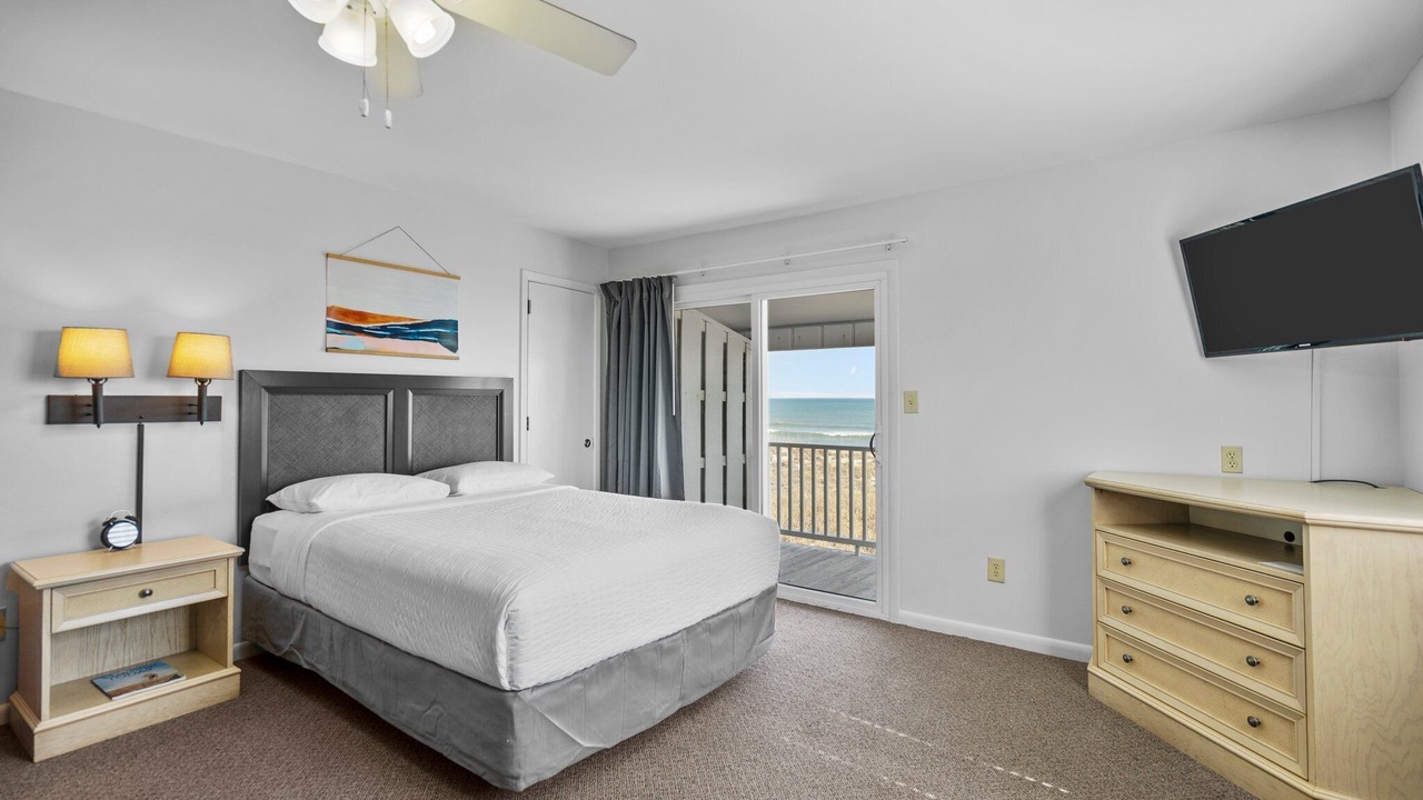 Photo of Bedroom in North Carolina Coast