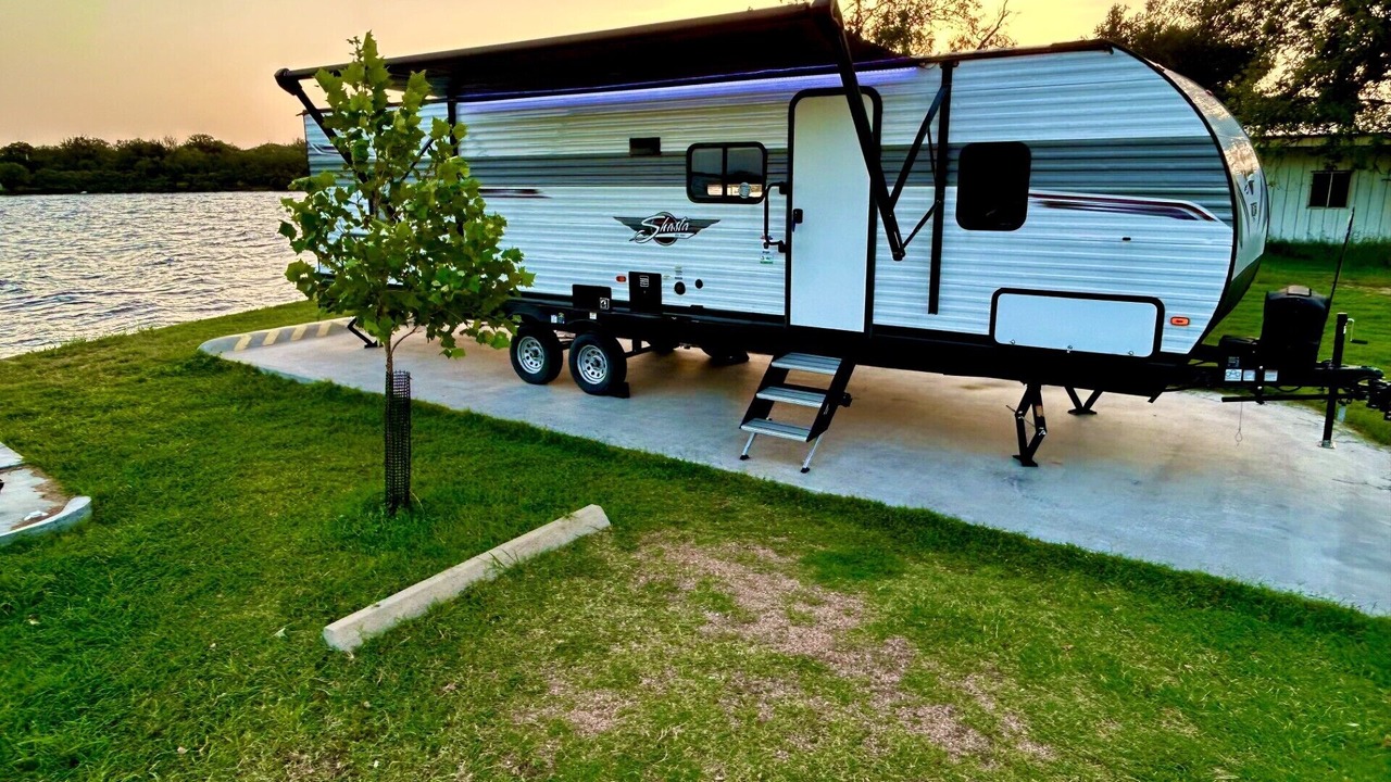 Photo of Outdoor in Tow