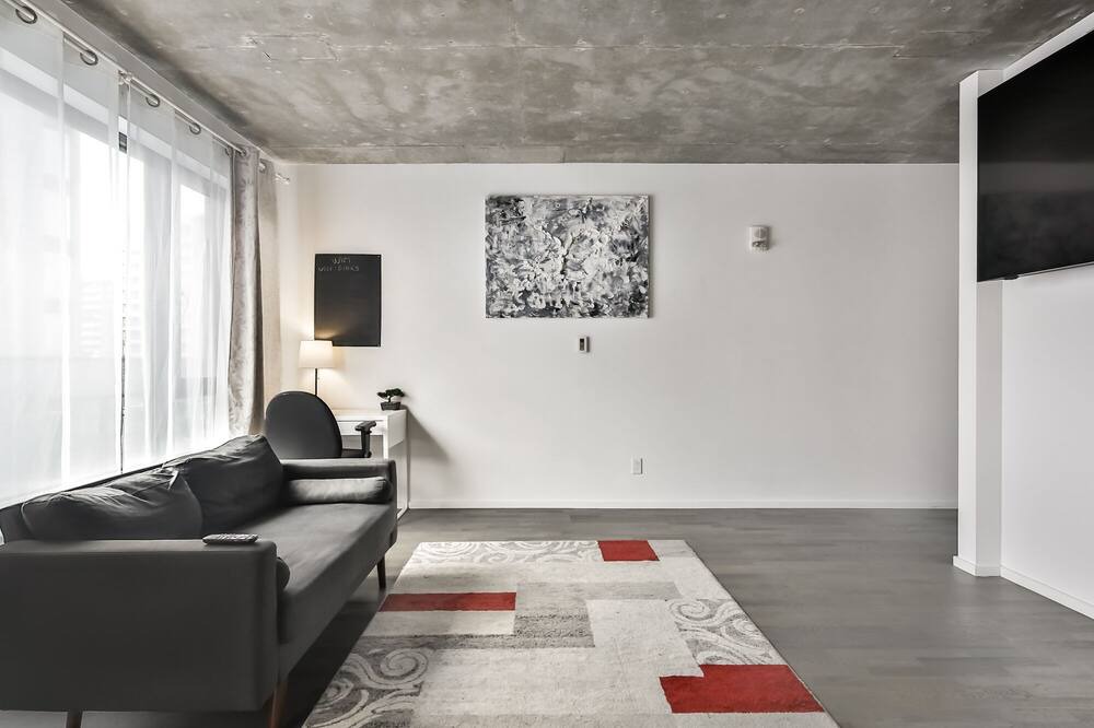 Photo of Livingroom in Griffintown