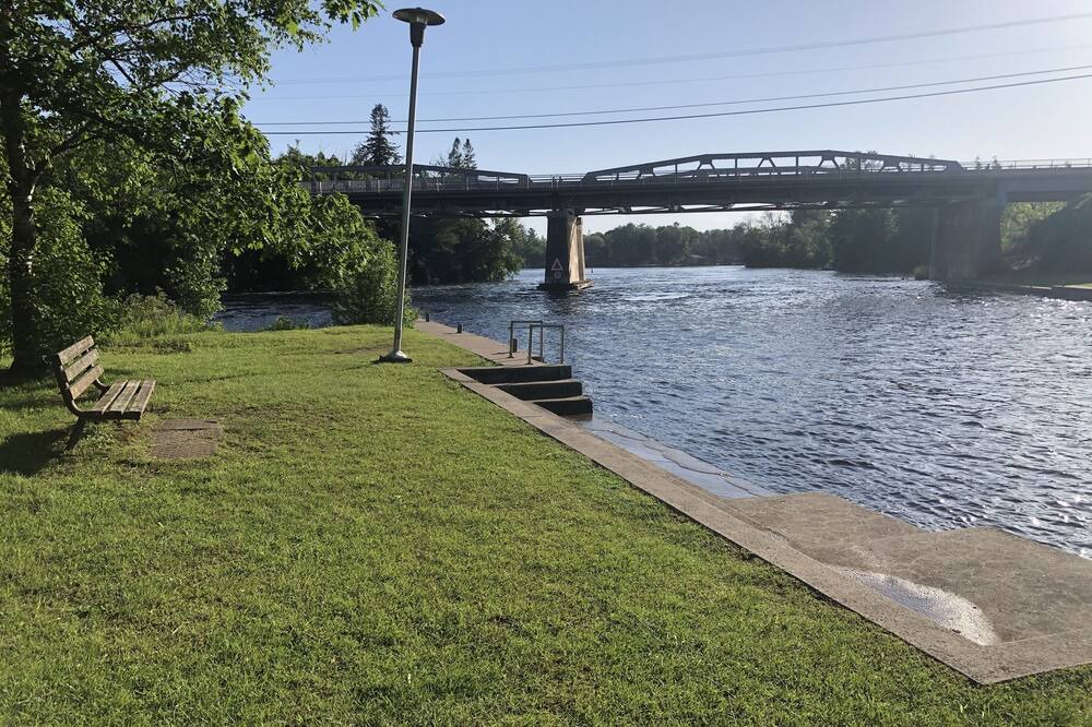 Photo of Outdoor in Youngs Point